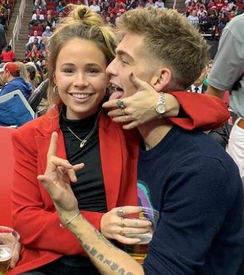 Jeremy Ruehlemann with his girlfriend Mary Brian